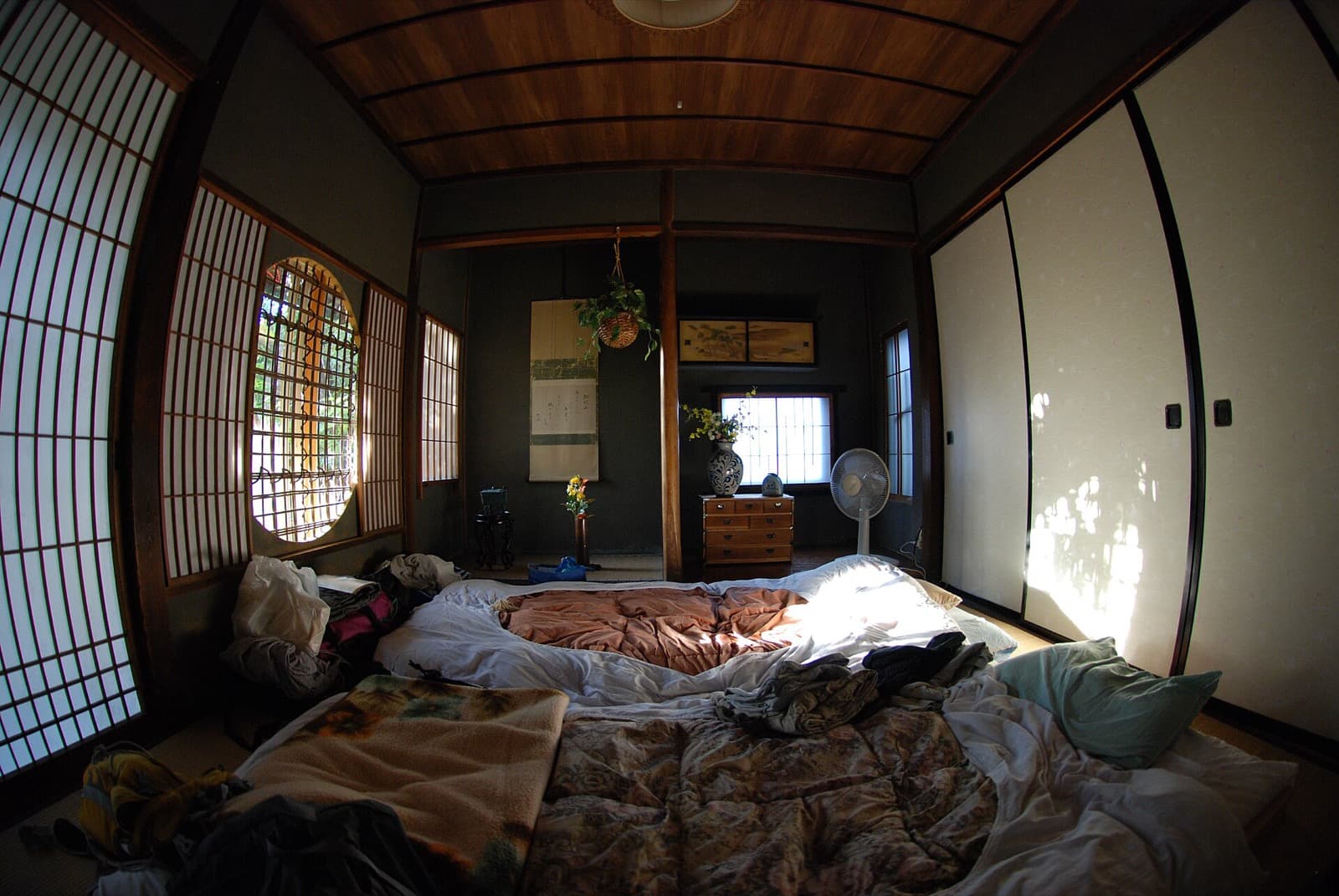 Habitación japonesa de tatami en un alojamiento shukubo de Zenkoji.